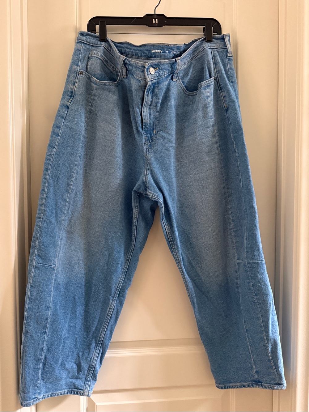 Old Navy Light Blue Cropped Relaxed Jeans